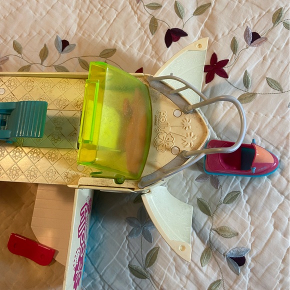 Polly Pocket Cruise Ship - Picture 6 of 6